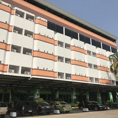 Lopburi Residence Hotel Exterior foto